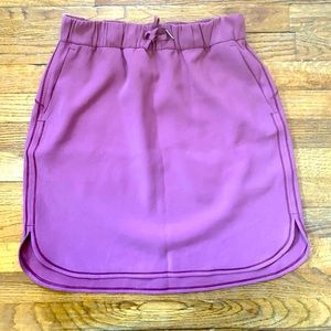 Lululemon On the Fly Skirt, Sz 8